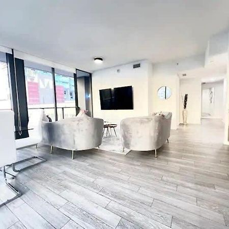 2Br, 2 Baths Lux Downtown Apt Heart Of Austin With Amazing Views, Pool, & Gym Kültér fotó