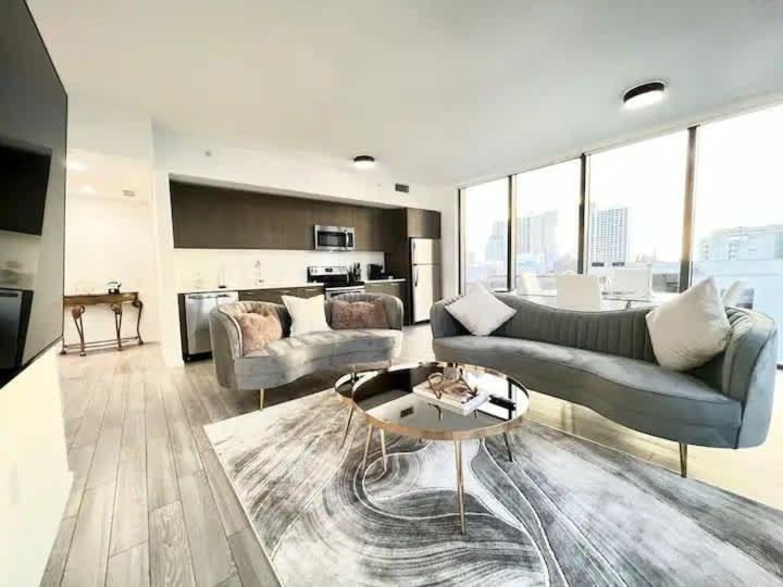 2Br, 2 Baths Lux Downtown Apt Heart Of Austin With Amazing Views, Pool, & Gym Kültér fotó